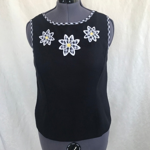 *4/$20* MHM/Melissa Harper Black Top With Flowers - Picture 1 of 5